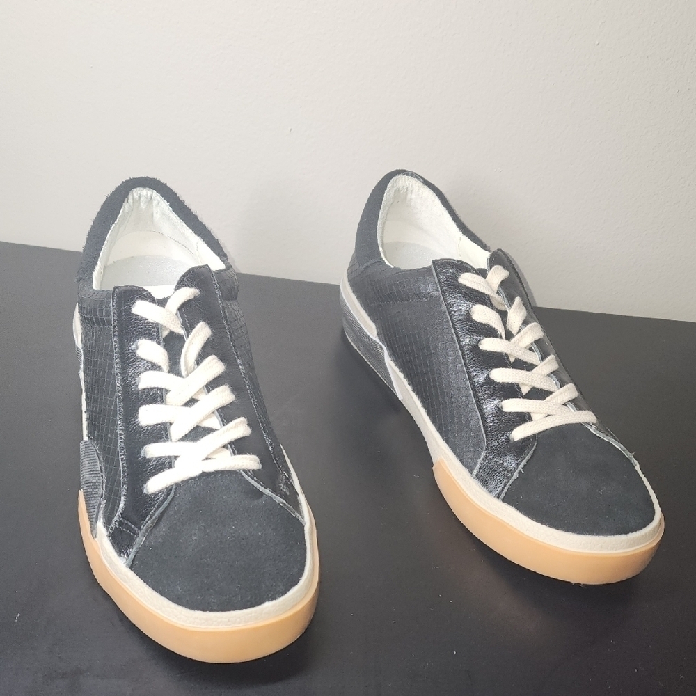 Dolce Vita Black and White Sneakers with Modern Design - Picture 7 of 7